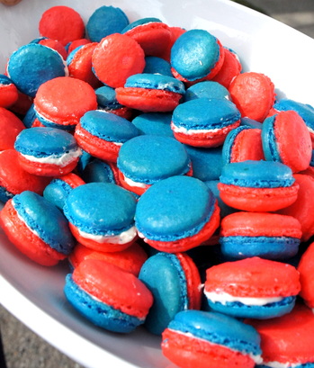 Tricolor macaroons.JPG